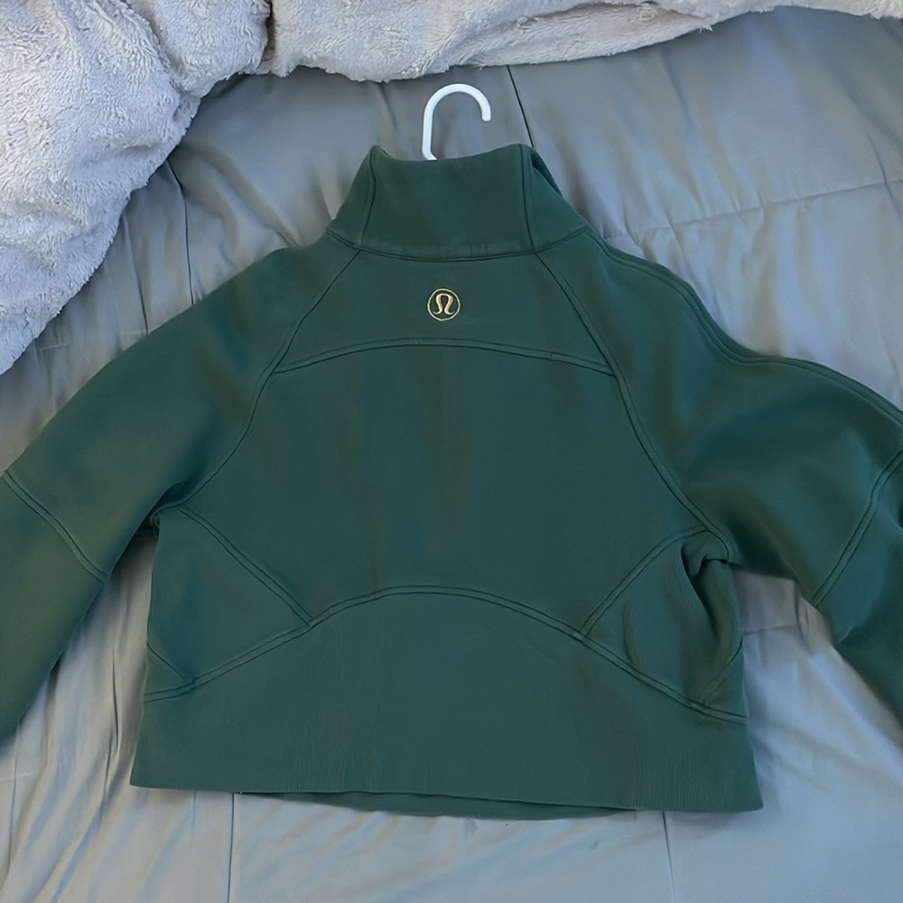 M/L Lululemon Scuba - Picture 5 of 15